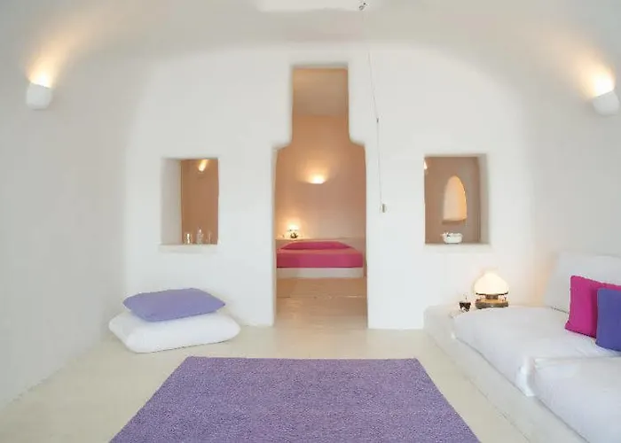 Perivolas Traditional 5*