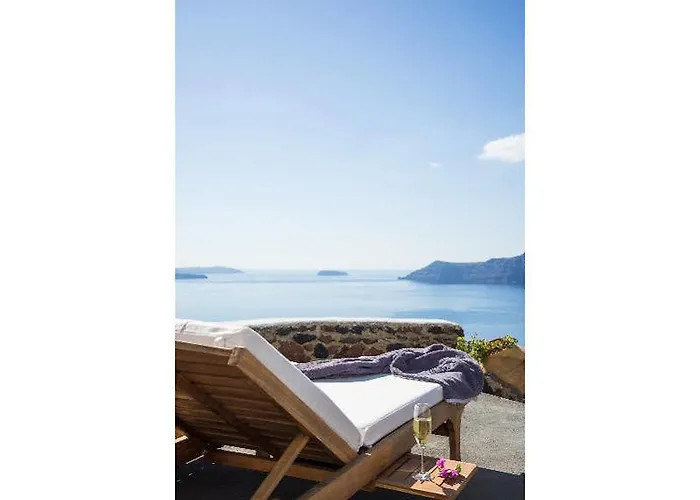 Perivolas Traditional